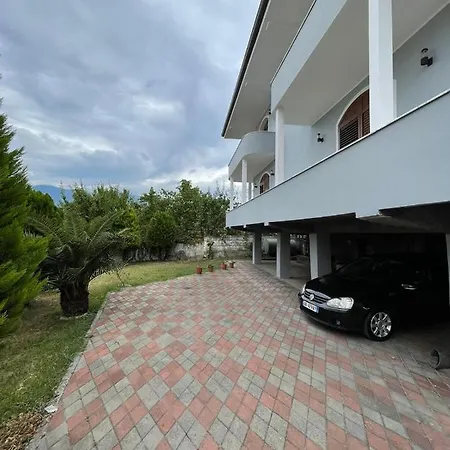 Emanuel's Appartement *